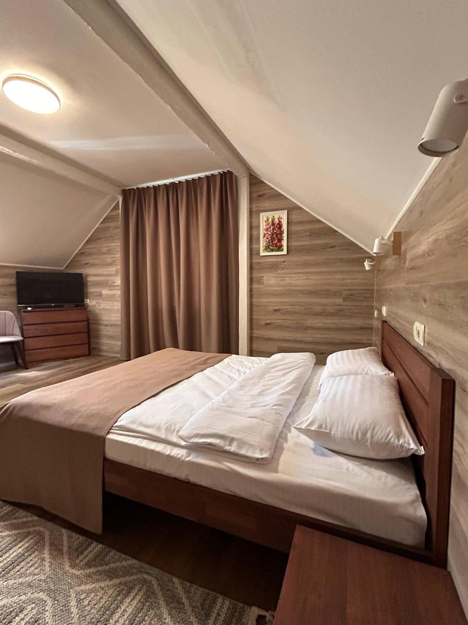 Ethno Complex Ukrayinske Selo Hotel Buzovaya Екстериор снимка