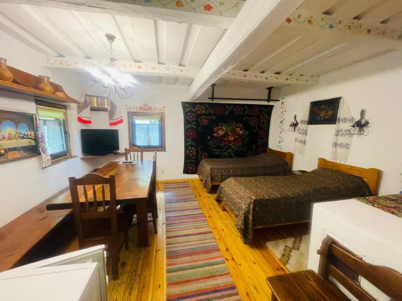 Ethno Complex Ukrayinske Selo Hotel Buzovaya Екстериор снимка
